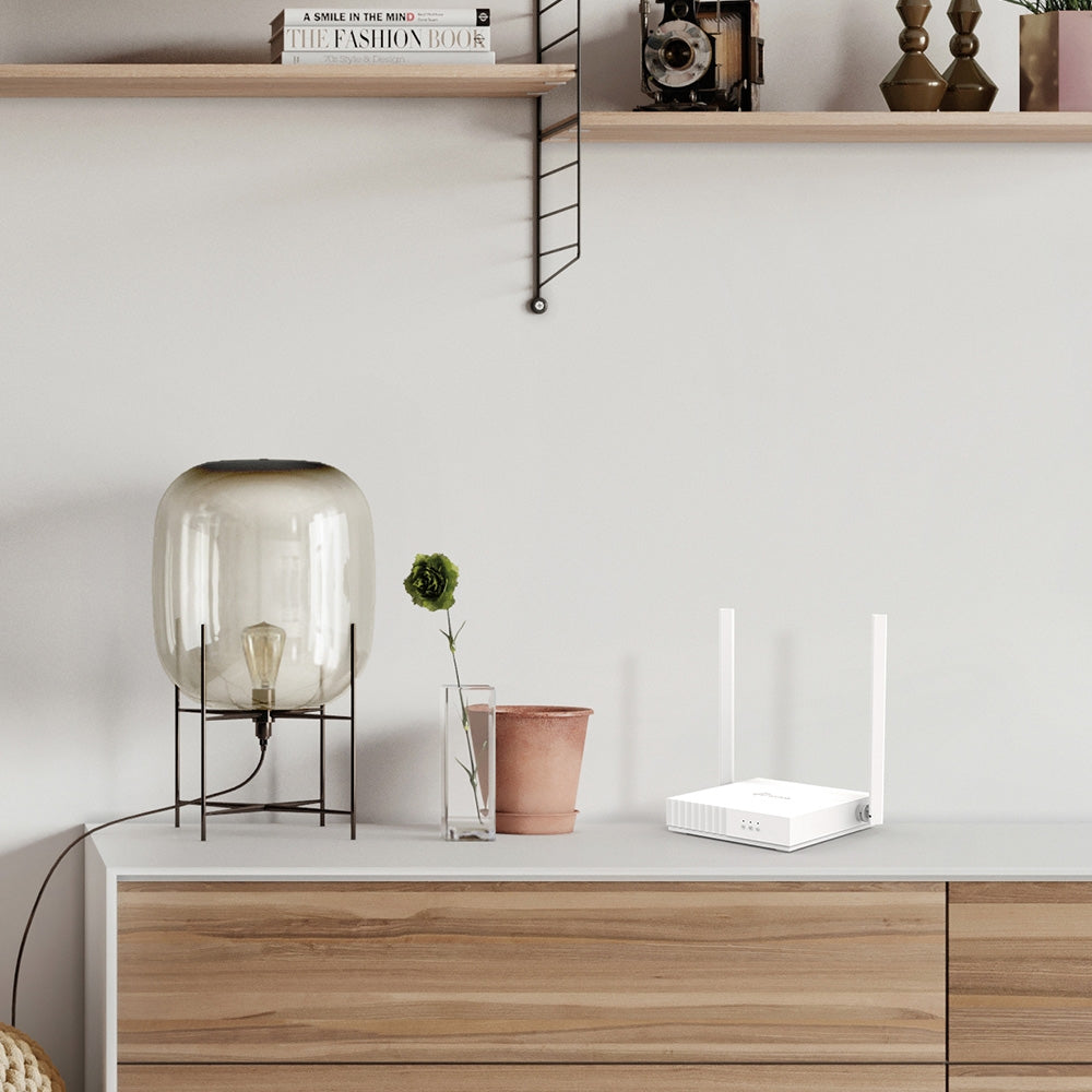 TP-Link TL-WR820N – 300 Mbps Multi-Mode Wi-Fi Router